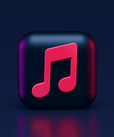 red and white letter b illustration — Foto por Alexander Shatov na Unsplash