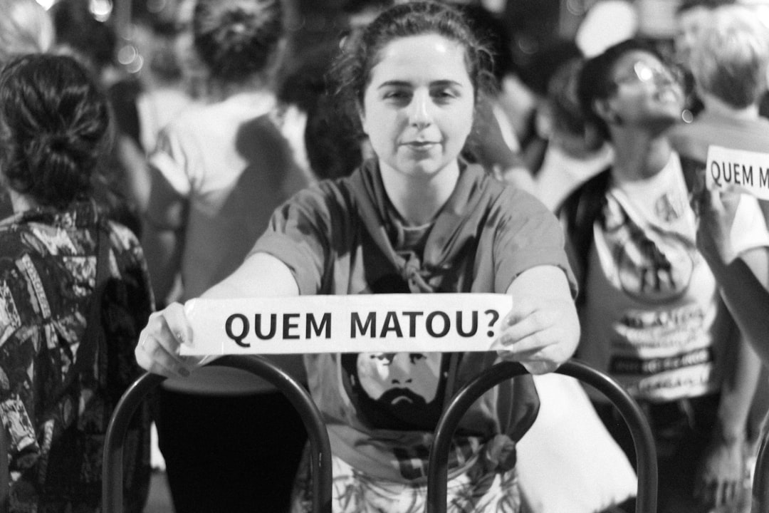 Quem acompanha suas redes com mais frequência