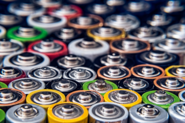 brown green and blue round buttons — Foto por Roberto Sorin na Unsplash
