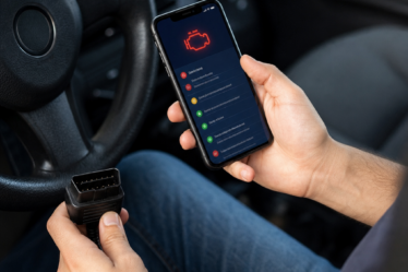 Descubra Defeitos do Seu Carro com Scanner Automático